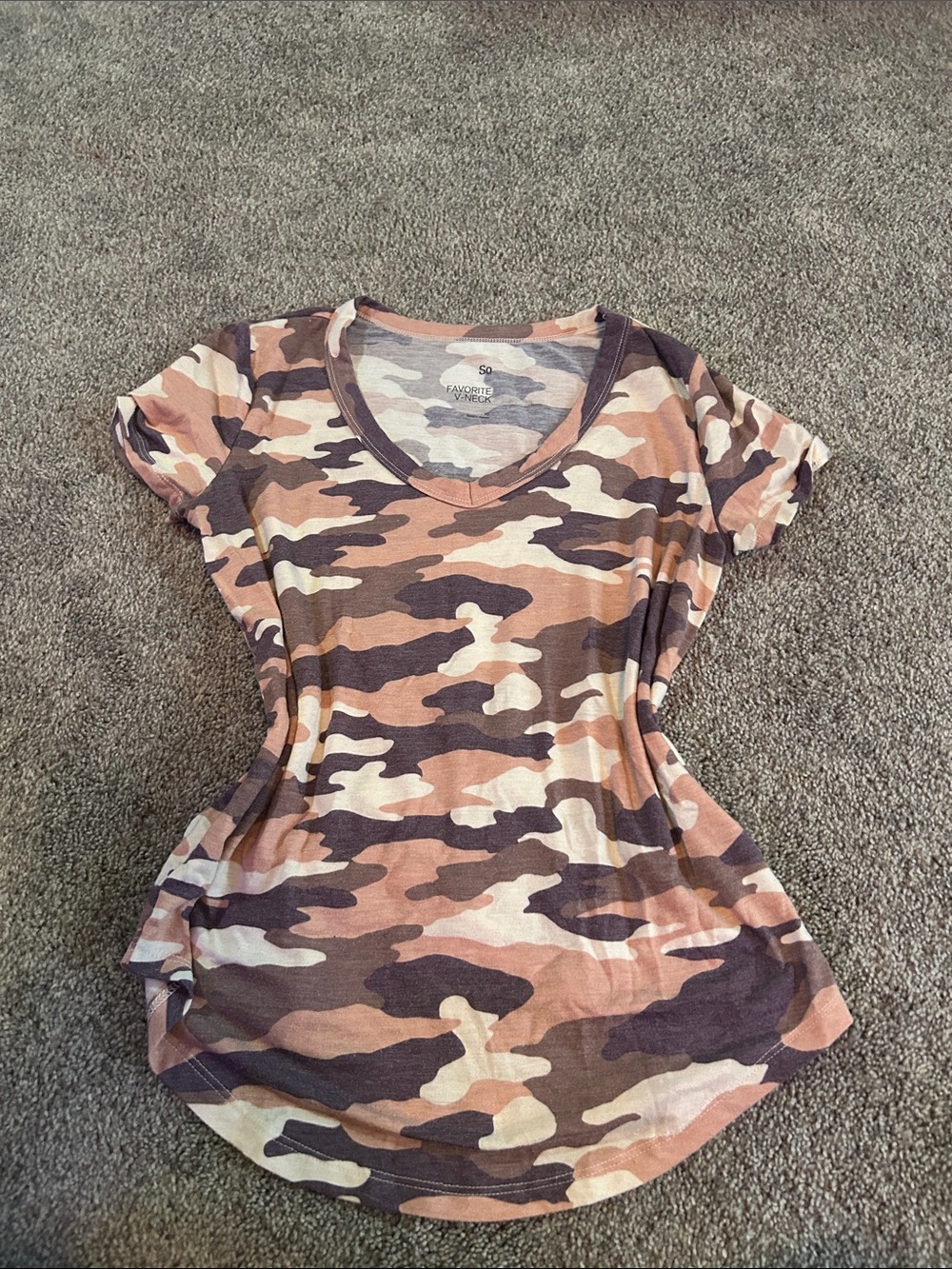 SO Pink Camo V-Neck Short Sleeve Tee